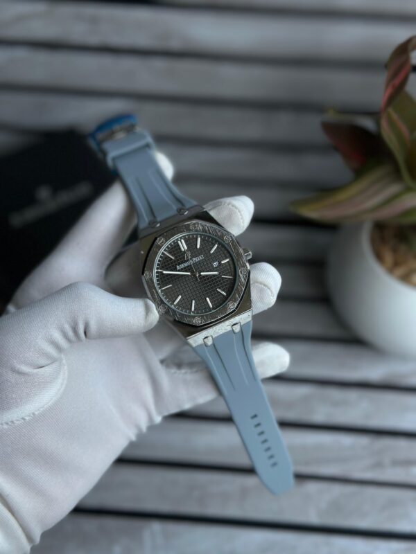 AUDEMARS PIGUET (AP)